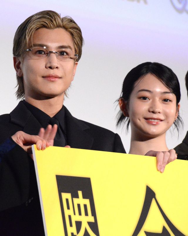 岩田剛典、金髪で登場！白鳥玉季らと東京国際映画祭『金髪』舞台挨拶（17枚目）