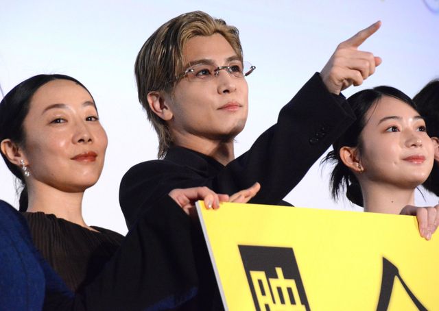 岩田剛典、金髪で登場！白鳥玉季らと東京国際映画祭『金髪』舞台挨拶（18枚目）