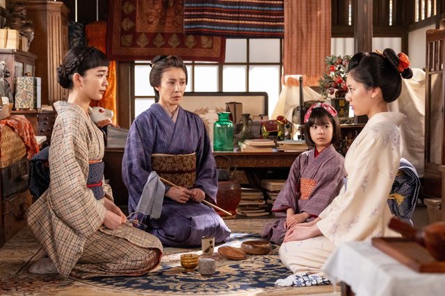 【画像7枚】朝ドラ「風、薫る」安（早坂美海）と環（英茉）が思い悩んで…第56回場面写真：フォトギャラリー