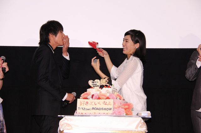 川口春奈＆福士蒼汰のあま～い公開「あーん！」写真ギャラリー（36枚目）