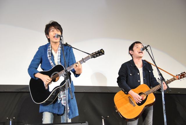 ゆず、北海道の農業高校でサプライズライブ！写真ギャラリー（15枚目）