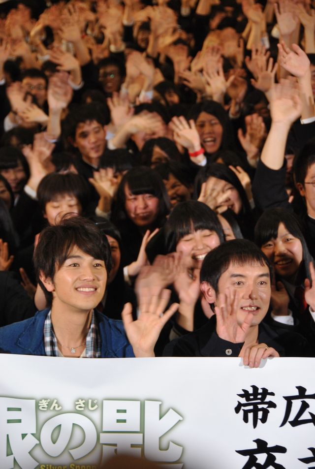 ゆず、北海道の農業高校でサプライズライブ！写真ギャラリー（27枚目）