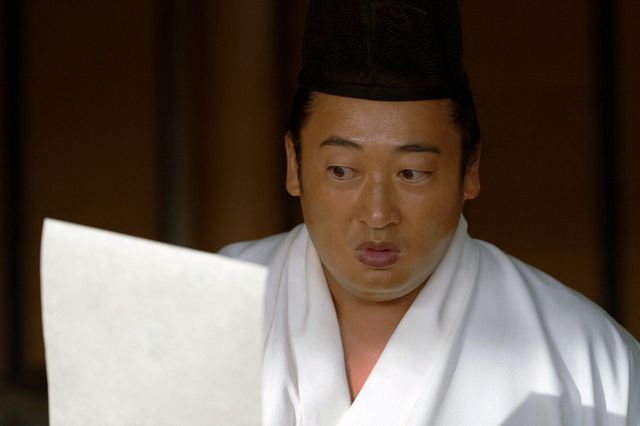 「光る君へ」実資が「見えておる…」と大興奮の枕絵　第12回場面写真（3枚目）