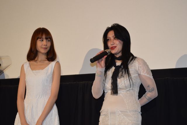 鬼束ちひろ、佐々木希にメロメロ！『呪怨 -終わりの始まり-』初日舞台あいさつフォトギャラリー（13枚目）