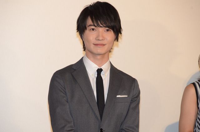共演者からほめちぎられる神木隆之介『3月のライオン　前編』初日舞台あいさつフォトギャラリー（7枚目）