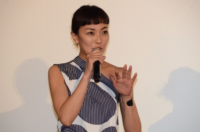 共演者からほめちぎられる神木隆之介『3月のライオン　前編』初日舞台あいさつフォトギャラリー（17枚目）