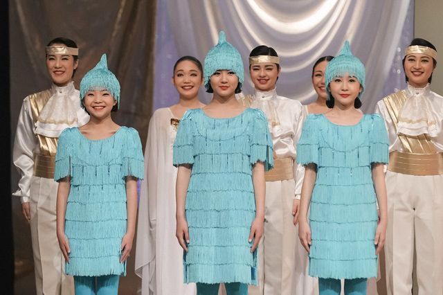 レビューショーが開幕！「ブギウギ」第10回の場面写真（2枚目）