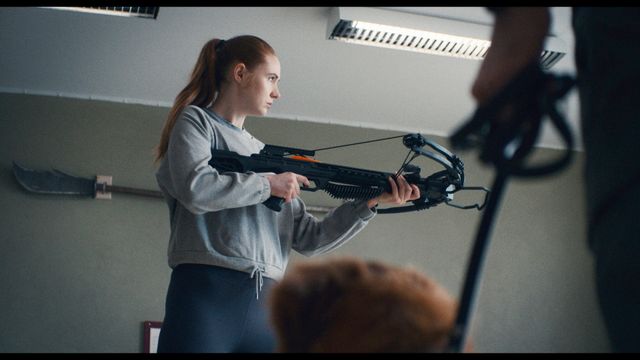 どっちもカレン・ギラン！『デュアル』場面写真（3枚目）