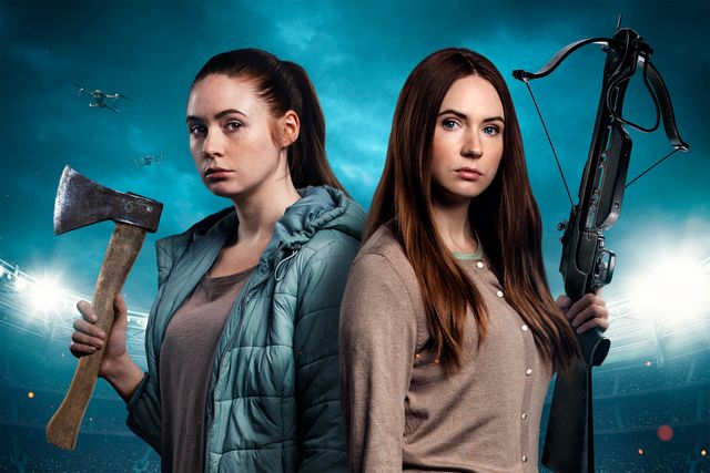 どっちもカレン・ギラン！『デュアル』場面写真（11枚目）