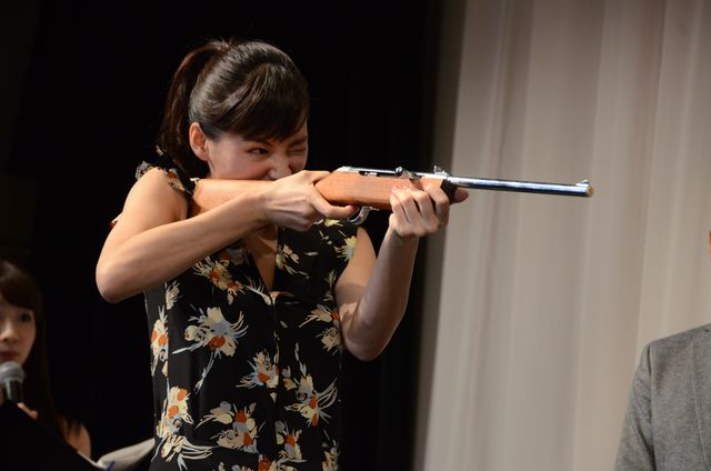 綾瀬はるかの絵に堤真一びっくり！映画『本能寺ホテル』イベント ギャラリー（6枚目）