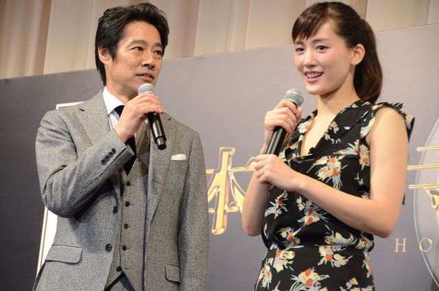 綾瀬はるかの絵に堤真一びっくり！映画『本能寺ホテル』イベント ギャラリー（16枚目）