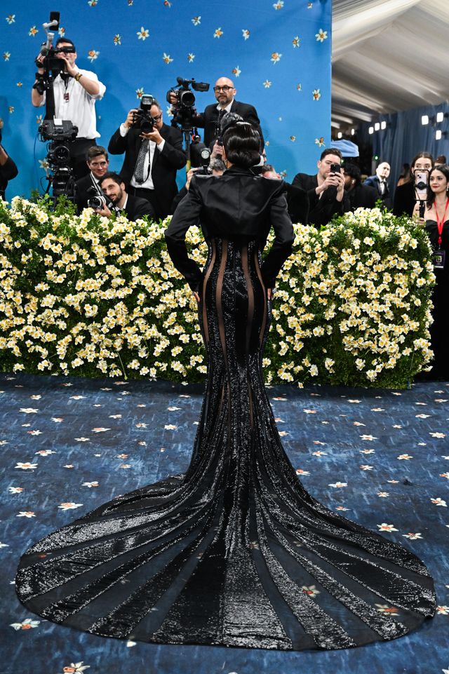 メットガラ2025でのハル・ベリー：フォトギャラリー