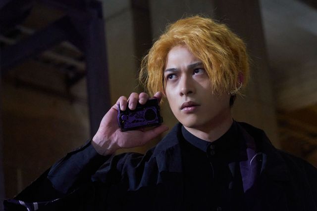 ブロンズドライブ参戦「仮面ライダーアウトサイダーズep.3　バトルファイトの再開とゼインの誕生」場面写真（6枚目）