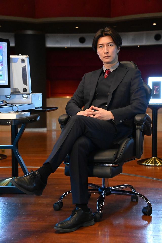 ブロンズドライブ参戦「仮面ライダーアウトサイダーズep.3　バトルファイトの再開とゼインの誕生」場面写真（8枚目）