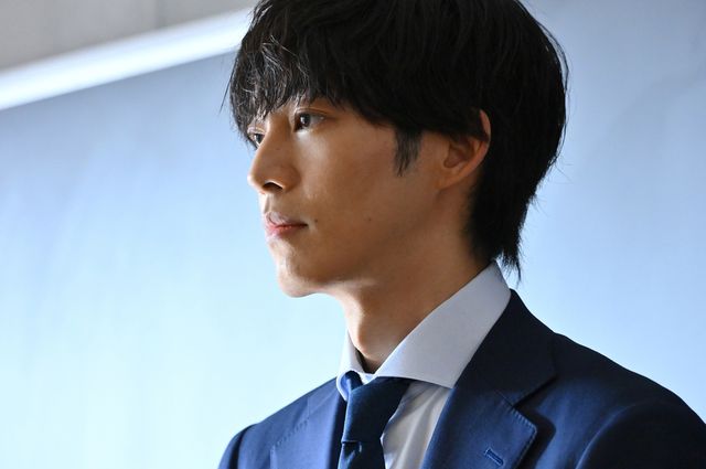 「御上先生」卒業の日、3年2組を待ち受けるのは…最終話場面写真（2枚目）