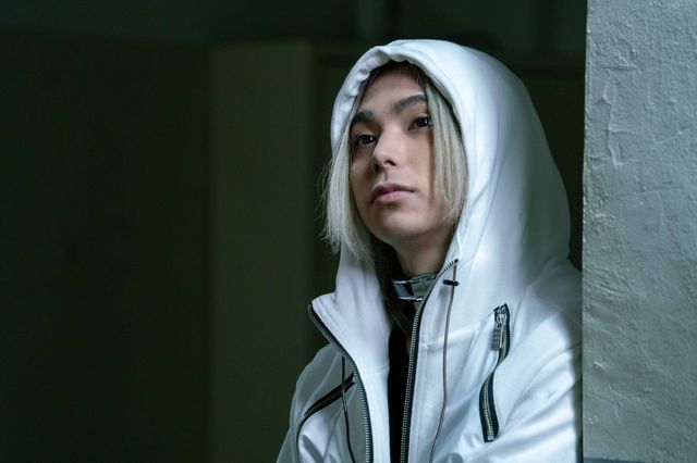 山崎賢人＆土屋太鳳「今際の国のアリス」“ねくすとすてぇじ”場面写真＜6枚＞（5枚目）