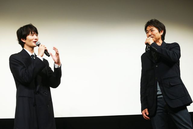 「半分、青い。」子役がリンゴをもって登場！映画『家族のはなし』親子試写会（6枚目）