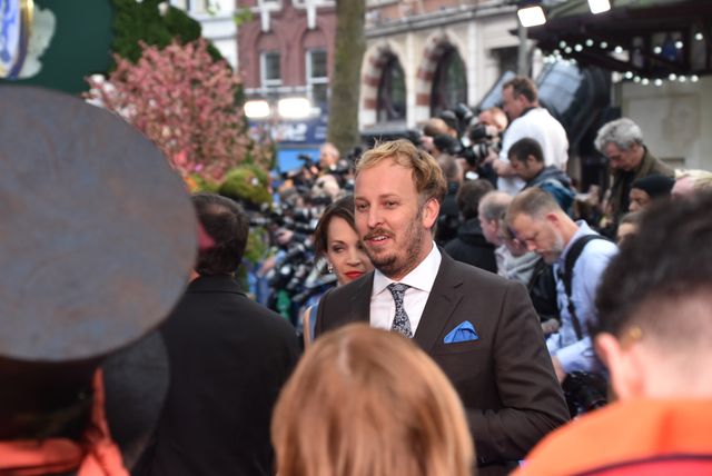 大胆ドレスのミア・ワシコウスカ、ジョニー・デップらと再会！『アリス』EUプレミアフォトギャラリー（40枚目）