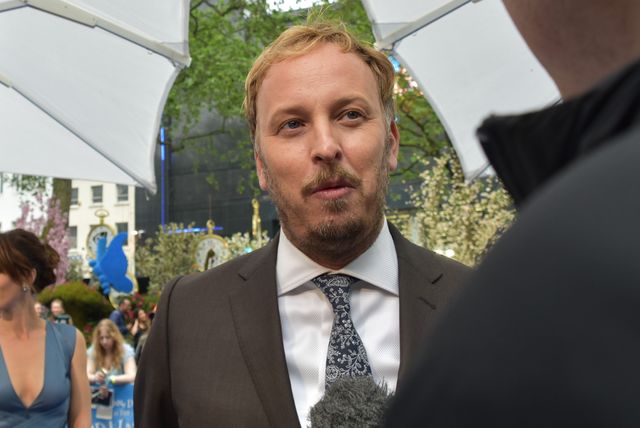 大胆ドレスのミア・ワシコウスカ、ジョニー・デップらと再会！『アリス』EUプレミアフォトギャラリー（41枚目）