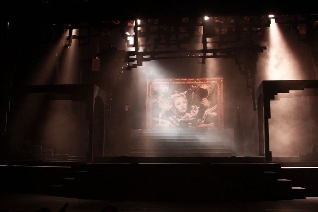 常盤貴子、寺山修司没後30周年舞台「レミング」で、太ももチラ見せチャイナドレスでタンゴ、タンゴ!!　画像ギャラリー（18枚目）