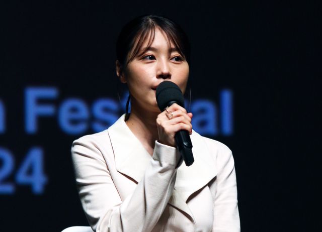 有村架純＆坂口健太郎「さよならのつづき」第29回釜山国際映画祭にて（7枚目）