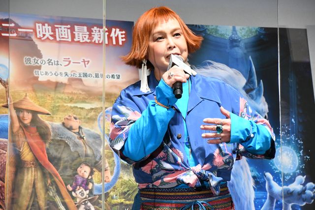 吉川愛も大興奮！『ラーヤと龍の王国』シスーをイメージした一筆龍（4枚目）