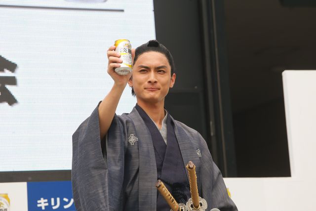 高良健吾、新社会人にアドバイス「キリン淡麗極上<生>」新CM発表会ギャラリー（5枚目）