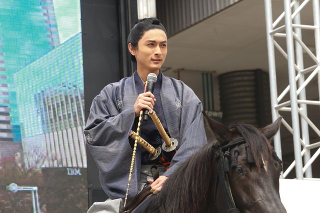 高良健吾、新社会人にアドバイス「キリン淡麗極上<生>」新CM発表会ギャラリー（7枚目）