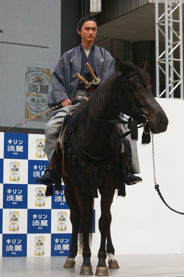 高良健吾、新社会人にアドバイス「キリン淡麗極上<生>」新CM発表会ギャラリー（9枚目）