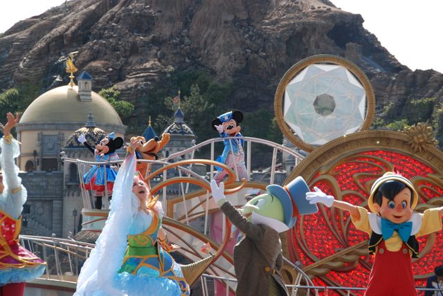 東京ディズニーシー15周年“ザ・イヤー・オブ・ウィッシュ”ギャラリー（2枚目）