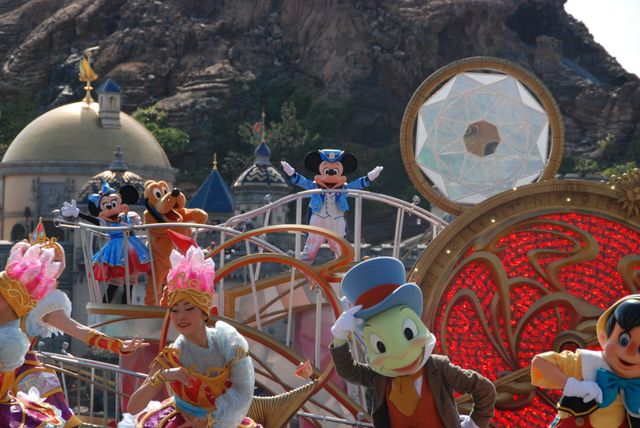 東京ディズニーシー15周年“ザ・イヤー・オブ・ウィッシュ”ギャラリー（4枚目）