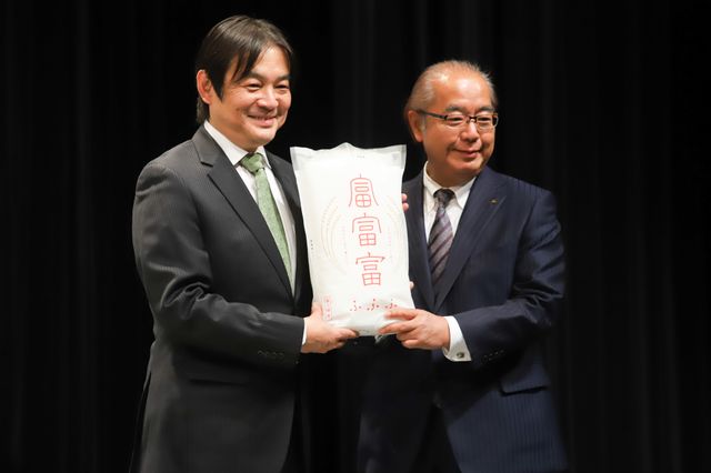 井上真央、室井滋、夏木マリら女子校のような撮影現場振り返る＜『大コメ騒動』東京プレミア試写会＞（17枚目）