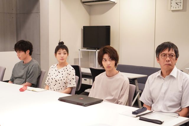 田中圭＆横浜流星が謎に迫る！ドラマ「あなたの番です」13話場面カット（9枚目）