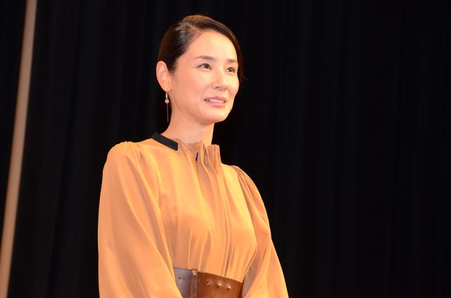 吉田羊＆太賀、ゴスペラーズ生歌に感激！映画『母さんがどんなに僕を嫌いでも』完成披露試写会：フォトギャラリー