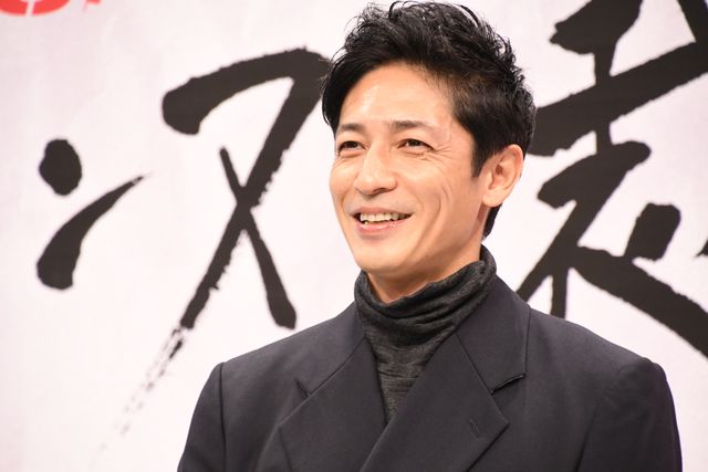 玉木宏、桜井ユキ、音尾琢真らドラマ「ジャンヌの裁き」会見の様子（3枚目）
