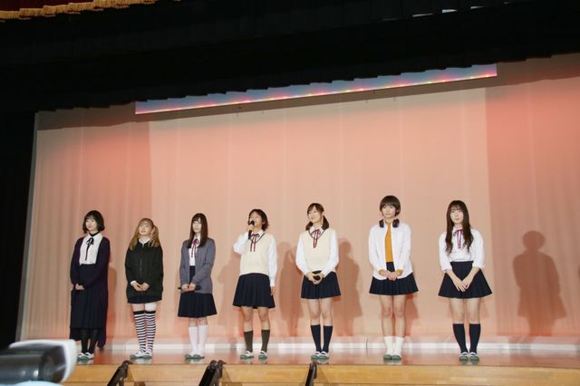 岡田結実、恒松祐里、浅川梨奈ら若手女優の制服姿！ドラマ「女子高生の無駄づかい」イベント（3枚目）