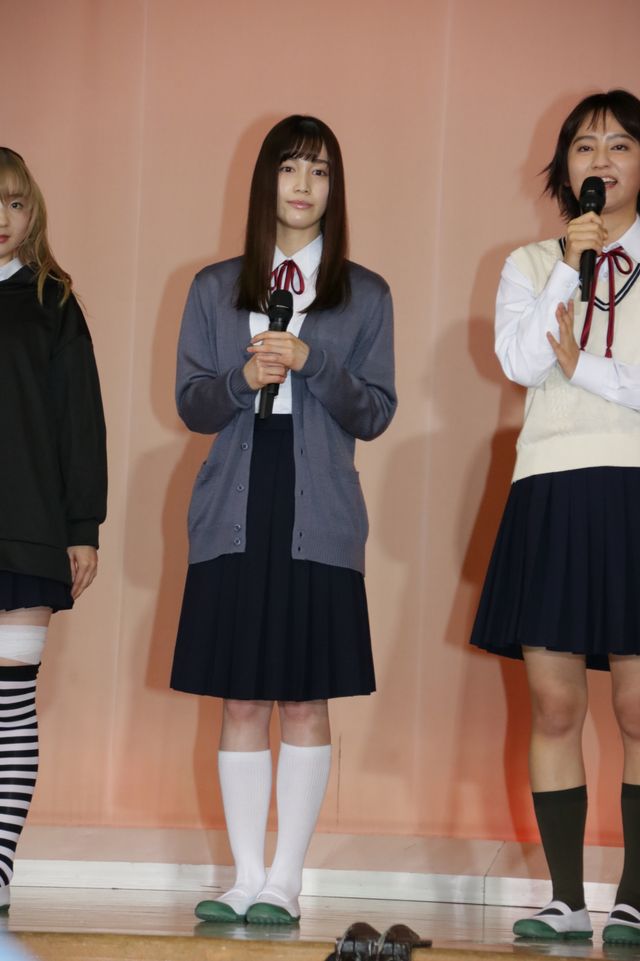 岡田結実、恒松祐里、浅川梨奈ら若手女優の制服姿！ドラマ「女子高生の無駄づかい」イベント（14枚目）