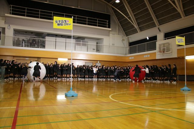 岡田結実、恒松祐里、浅川梨奈ら若手女優の制服姿！ドラマ「女子高生の無駄づかい」イベント（20枚目）