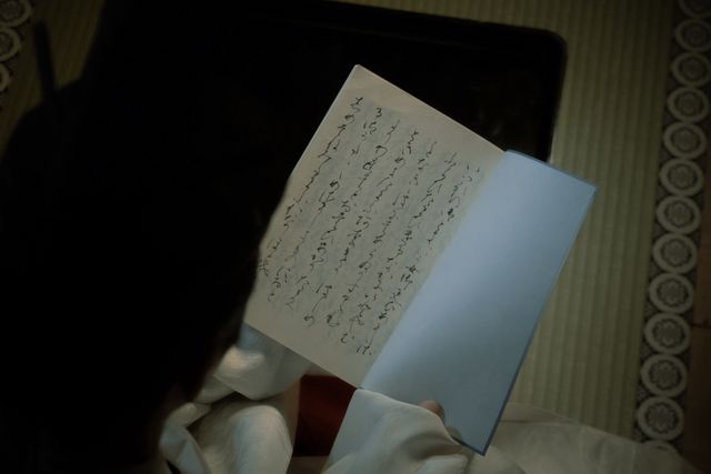 「源氏物語」爆誕！道長から一条天皇へ…「光る君へ」第31回場面写真（9枚目）