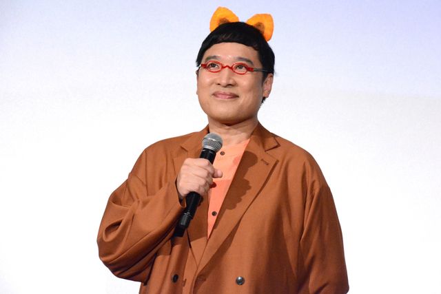 山里亮太＆MEGUMI、まことお兄さんと楽しく体操！『ねこのガーフィールド』公開記念舞台あいさつ（5枚目）