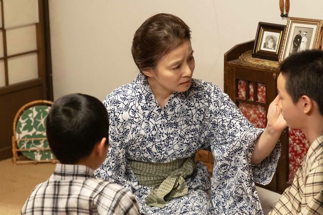 直明（三山凌輝）が帰って来る…「虎に翼」第41回の場面写真（2枚目）