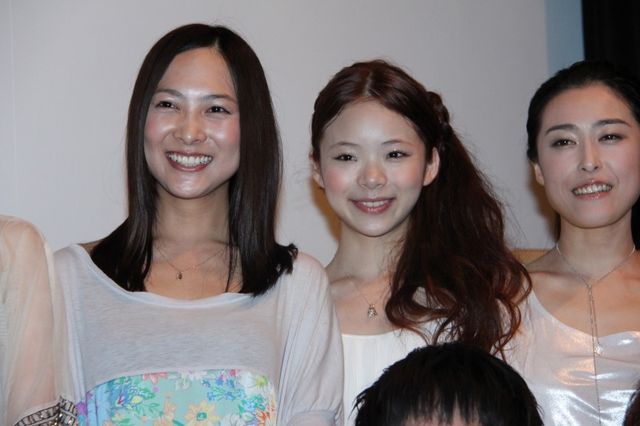 谷村美月、レイトショーの舞台あいさつでちょっぴり暴走！ファンをいじって赤面「深夜なので」画像ギャラリー（2枚目）