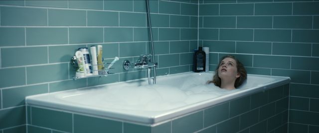 美少女の本性が覚醒していくホラー『ブルー・マインド』（4枚目）