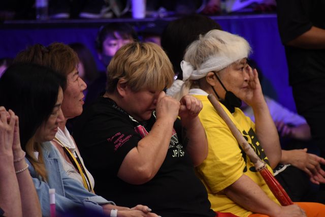 唐田えりか、会見で連続の涙…「極悪女王」レスラー役キャスト大集合（12枚目）