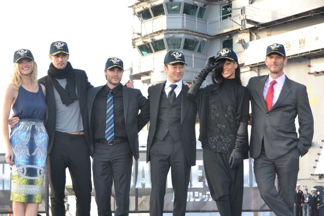 映画『バトルシップ』艦上来日記者会見写真ギャラリー（13枚目）