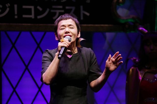 貫禄たっぷり！大竹しのぶ生歌披露フォトギャラリー：フォトギャラリー