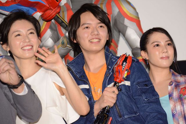 濱田龍臣、「憧れていたものになれた」涙で迎えた『劇場版　ウルトラマンジード』初日（18枚目）