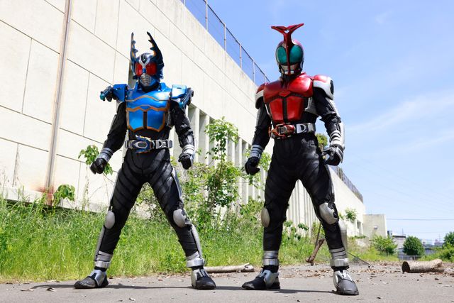 アトラスvsギラファ、新ライダー同士が激突！『仮面ライダーカブト 20th 天を継ぐもの』新規場面カット15枚（2枚目）