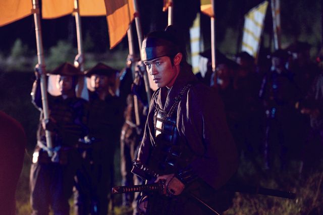 『忍びの国』変幻自在な鈴木亮平（2枚目）