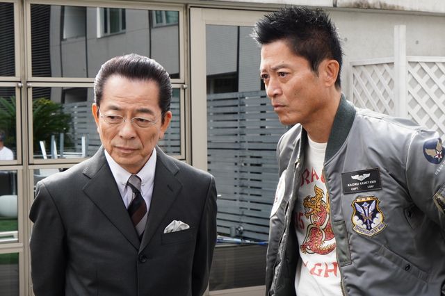 バンドボーカル不審死、容疑者は誰だ…「相棒 season22」第7話（8枚目）